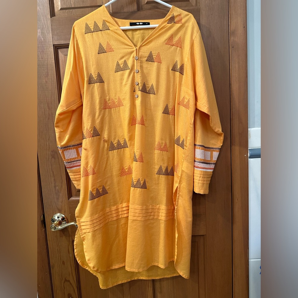 Beautiful brand new kurti